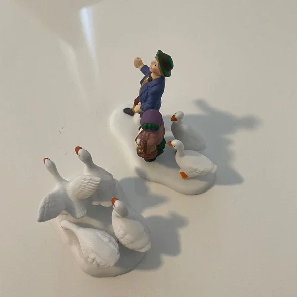 Department 56 Six Geese A-Laying Twelve Days of Christmas Dickens Village - Picture 5 of 9